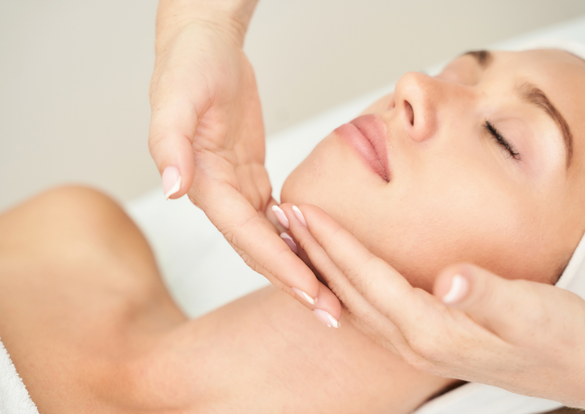 Why Personalized Facial Planning Produces a More Thoughtful Skin-Care Experience